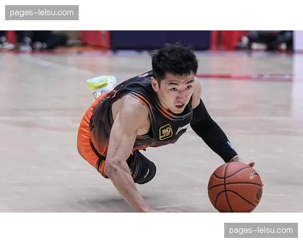 山东高速进攻低效根源 控卫高诗岩远投威胁不足导致防守收缩